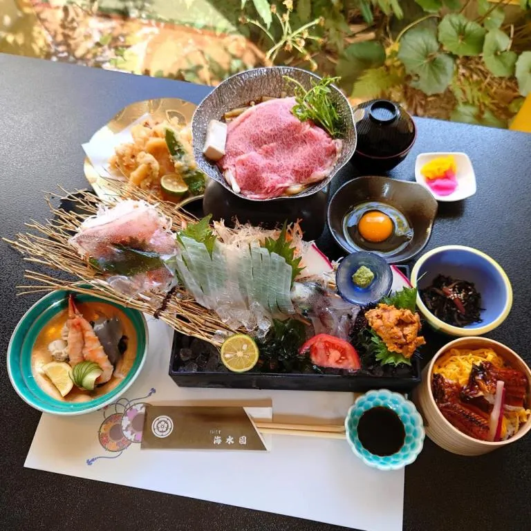 Omi Hachiman's Exquisite Kaiseki: Savor Our Specialty Live Swimming Squid, A5 Omi Beef, Raw Sea Urchin, Eel, and a Culinary Symphony of Fresh Seasonal Delights!