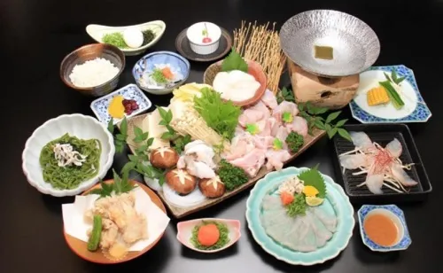 Savor Seasonal Ingredients! Brand Ingredients from Awaji Island! Enjoy 'Awaji Island 3-Year Torafugu' Kaiseki at a Local Sushi Restaurant