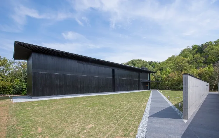 世界を旅した風景画家の世界「和久傳の森・安野光雅館」とホテルレストランで楽しむ創作フレンチ！海の京都・日本三景「天橋立」パワースポット巡り